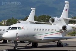 Falcon 8X (RA-09606) в аэропорту Женевы, 29 августа 2021 года