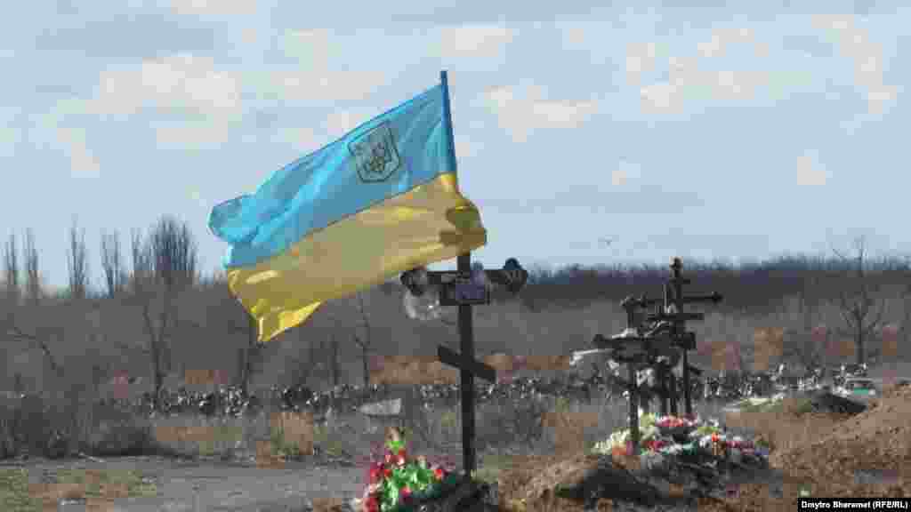 Могилы украинских военных, защищавших Херсон