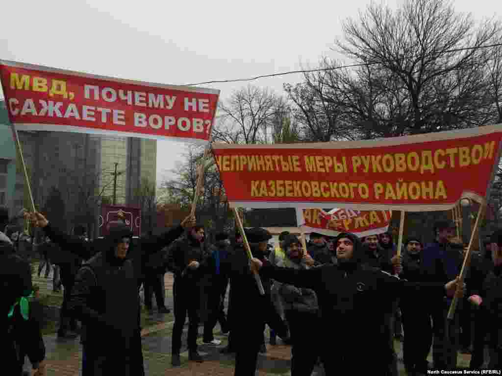 Колхоз был преобразован&nbsp;в сельскохозяйственный производственный кооператив (СПК) еще в 2002 году, но жители узнали об этом лишь спусть шесть лет