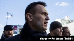 Russia -- Kremlin critic Aleksei Navalny take part in an anti-corruption rally in central Moscow, March 26, 2017