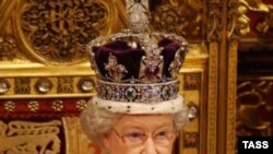 Queen of Great Britain Elzabeth