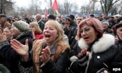 Митинг пророссийских активистов в Луганске