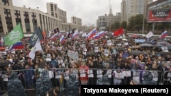 Митинг опоозиции на проспекте Сахарова в Москве 10 августа