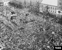 Загреб отмечает окончание Второй мировой войны. Фото весны 1945 года