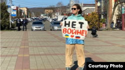 Пикет против войны с Украиной. Краснодарский край